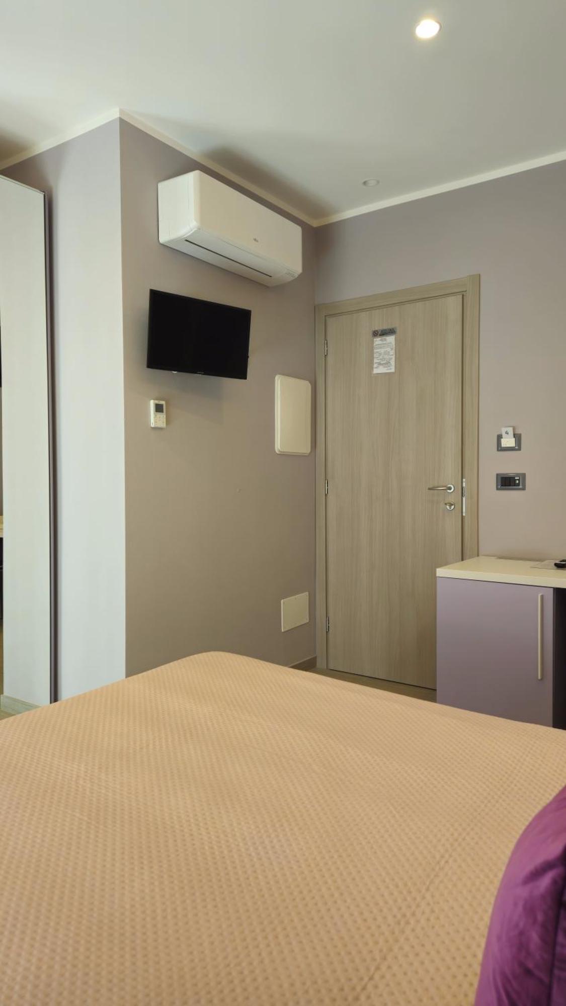 Real Rooms Dalia Специя Екстериор снимка