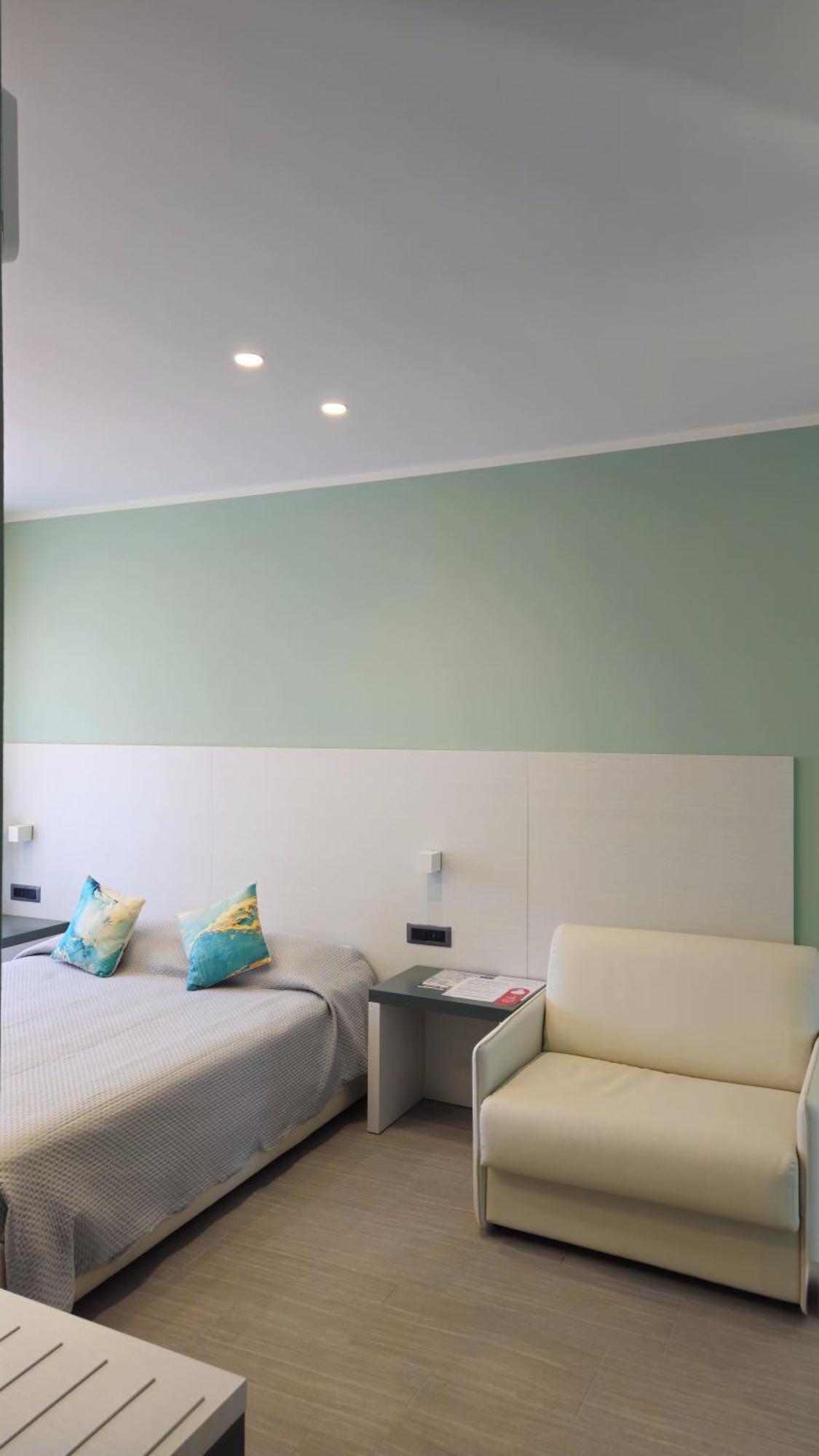 Real Rooms Dalia Специя Екстериор снимка