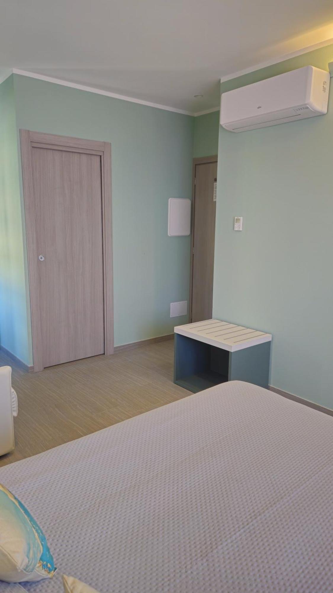 Real Rooms Dalia Специя Екстериор снимка