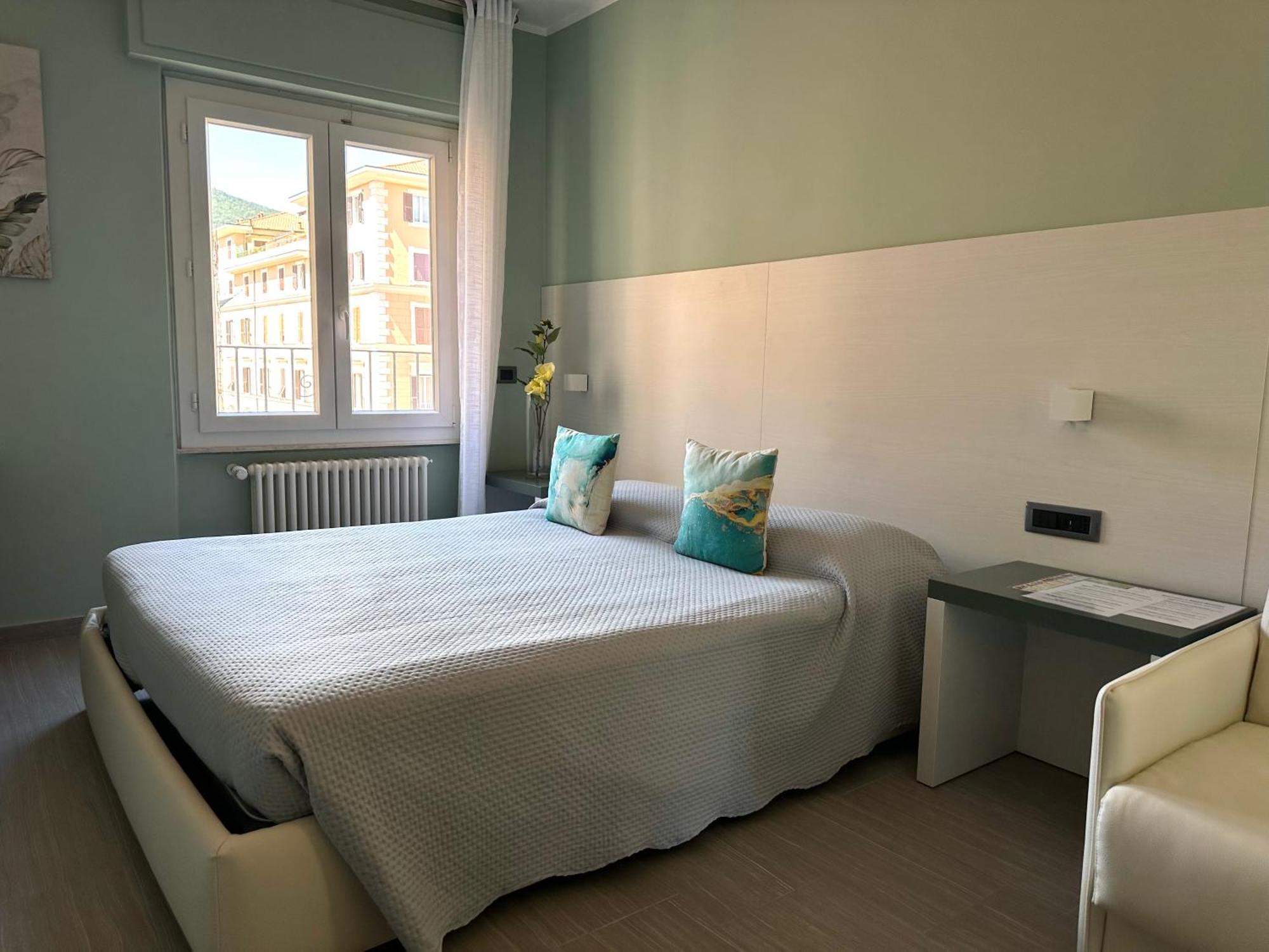 Real Rooms Dalia Специя Екстериор снимка