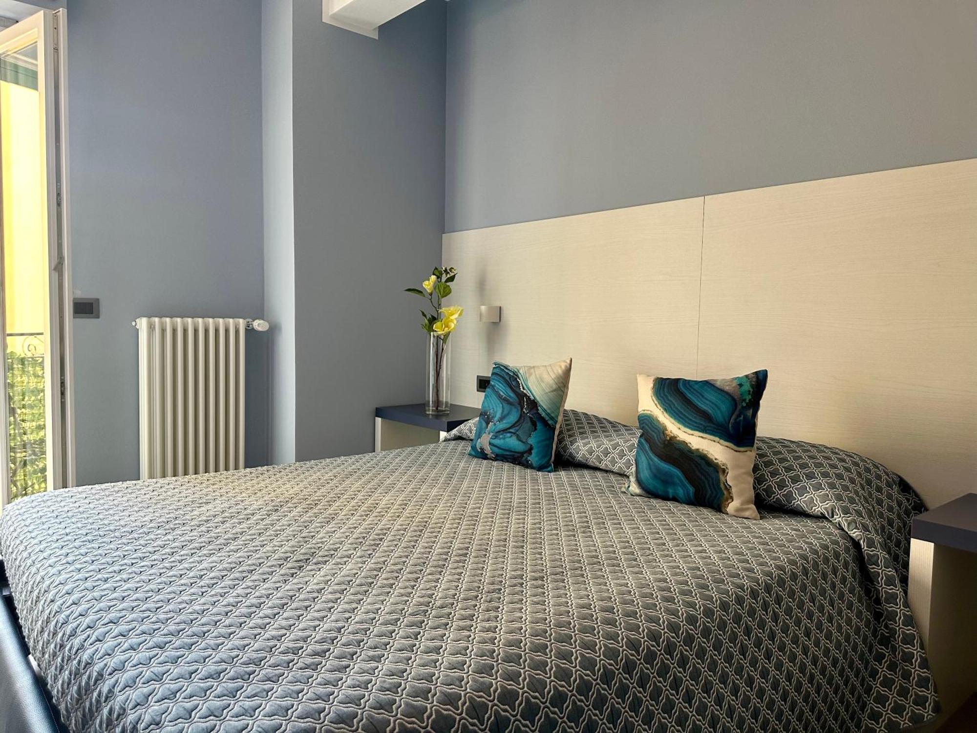 Real Rooms Dalia Специя Екстериор снимка