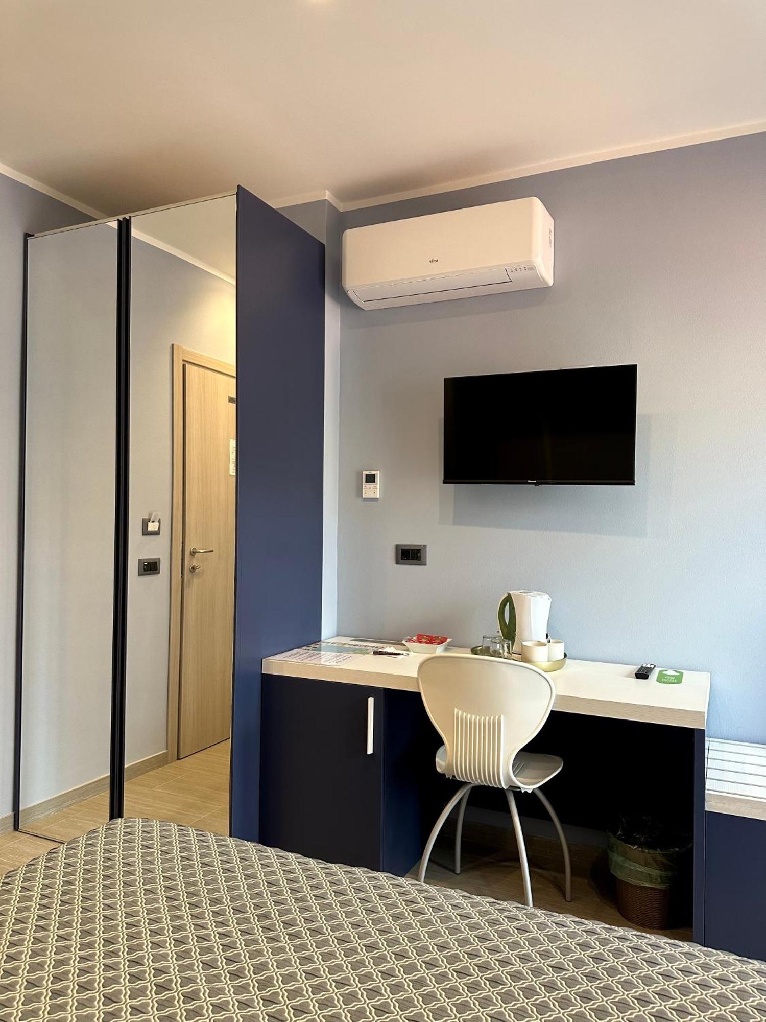 Real Rooms Dalia Специя Екстериор снимка