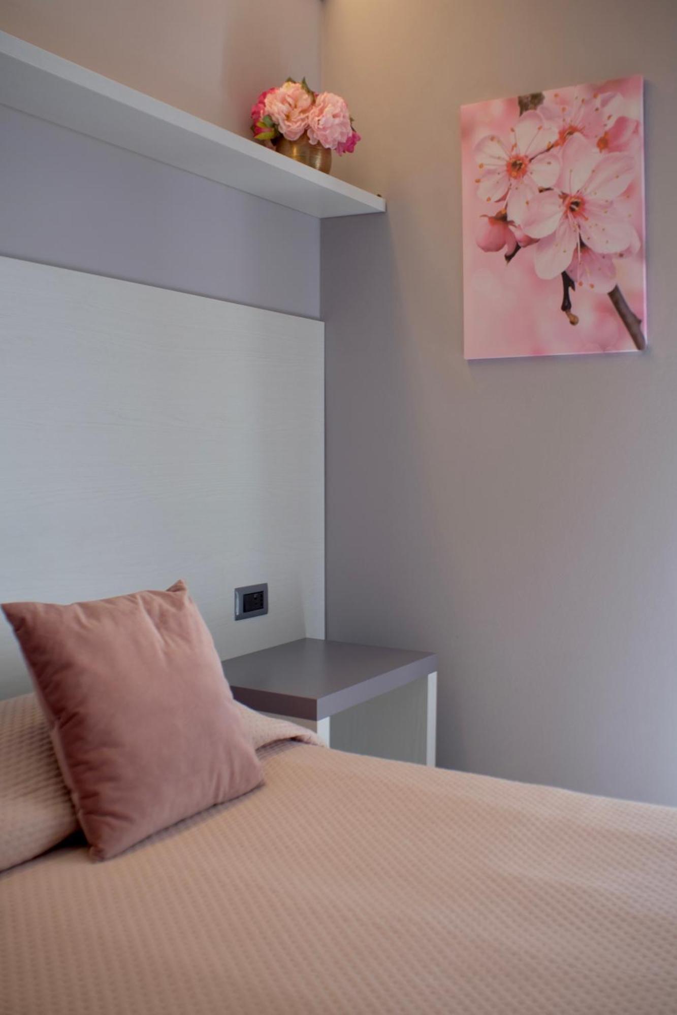 Real Rooms Dalia Специя Екстериор снимка