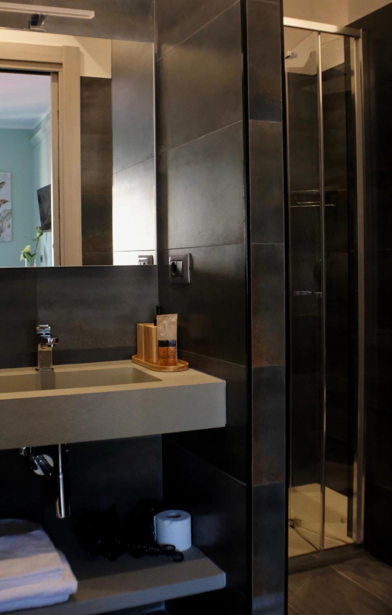 Real Rooms Dalia Специя Екстериор снимка